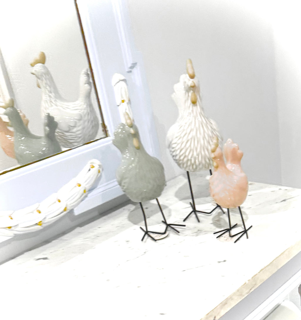 Set of 3 Charming Chickens
